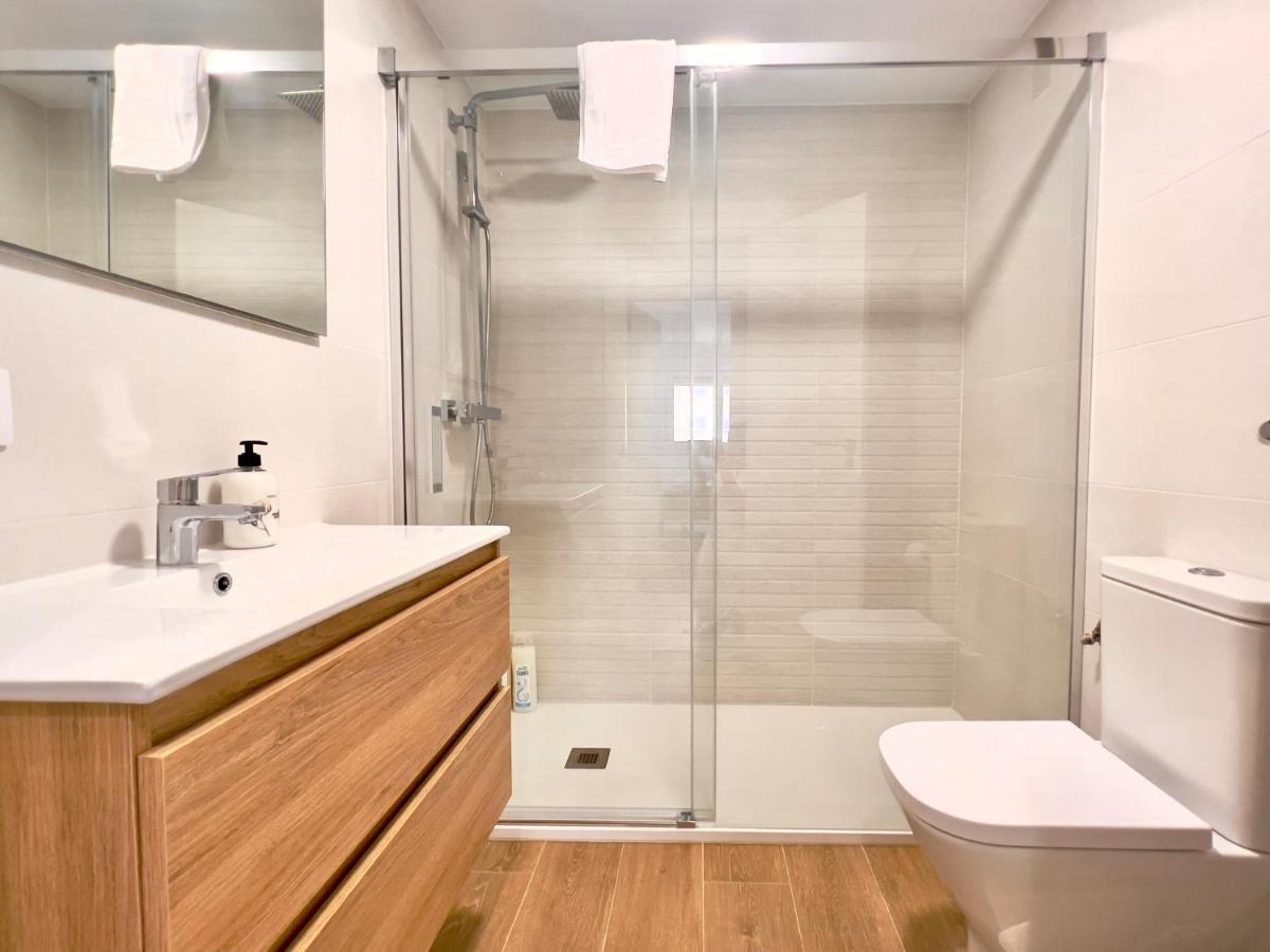 Appartamento Housing Leon Ana Mogas Con Garaje Esterno foto